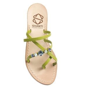Sandalo a Ciabatta in vera pelle con suola in cuoio Toscano antiscivolo tacco 1cm, 3cm color verde con punti luce in cristallo. 100% regolabile